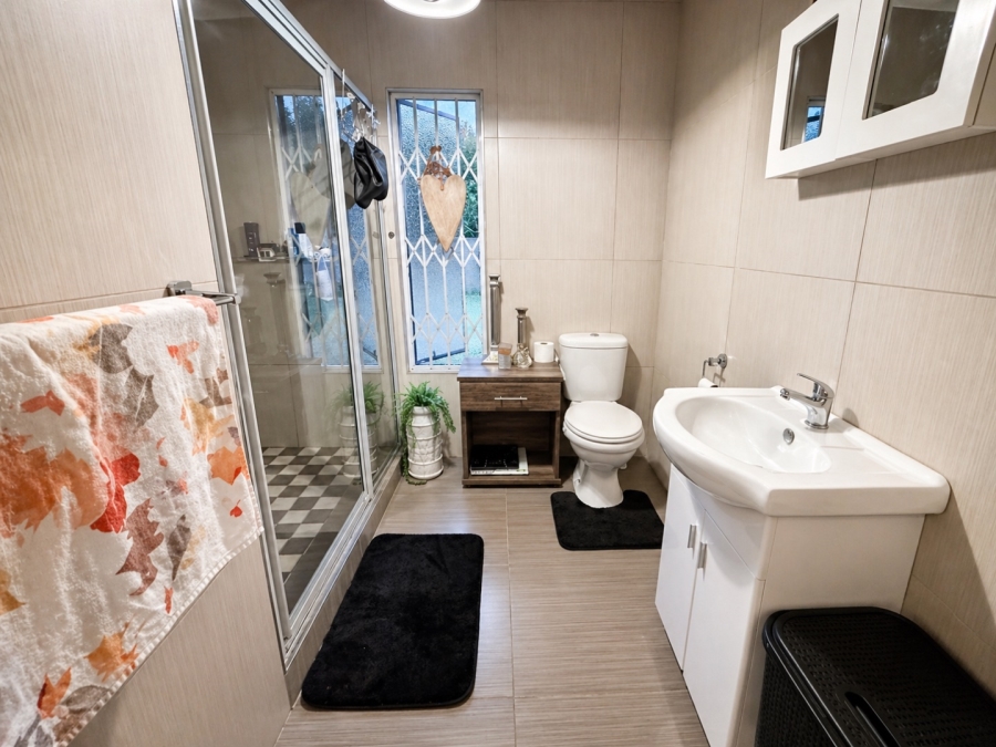 5 Bedroom Property for Sale in Vaalpark Free State